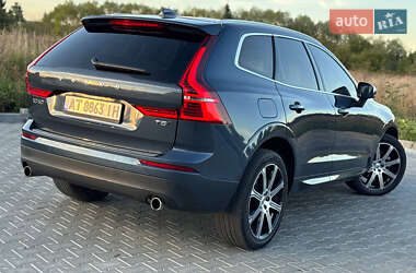 Внедорожник / Кроссовер Volvo XC60 2020 в 