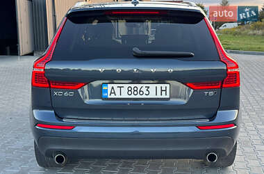 Внедорожник / Кроссовер Volvo XC60 2020 в 