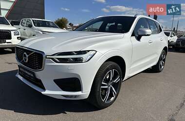 Внедорожник / Кроссовер Volvo XC60 2018 в 