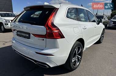 Внедорожник / Кроссовер Volvo XC60 2018 в 