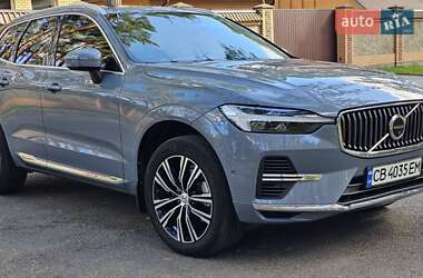 Внедорожник / Кроссовер Volvo XC60 2021 в 