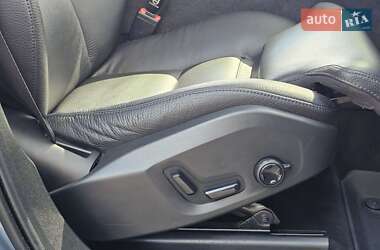 Внедорожник / Кроссовер Volvo XC60 2021 в 