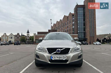 Внедорожник / Кроссовер Volvo XC60 2013 в 