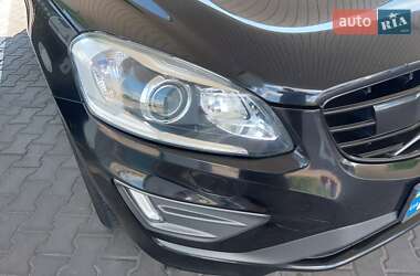 Внедорожник / Кроссовер Volvo XC60 2016 в 