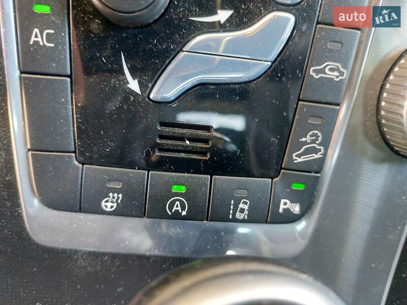 Внедорожник / Кроссовер Volvo XC60 2016 в Киеве фото 35 Внедорожник / Кроссовер Volvo XC60 2016 в Киеве