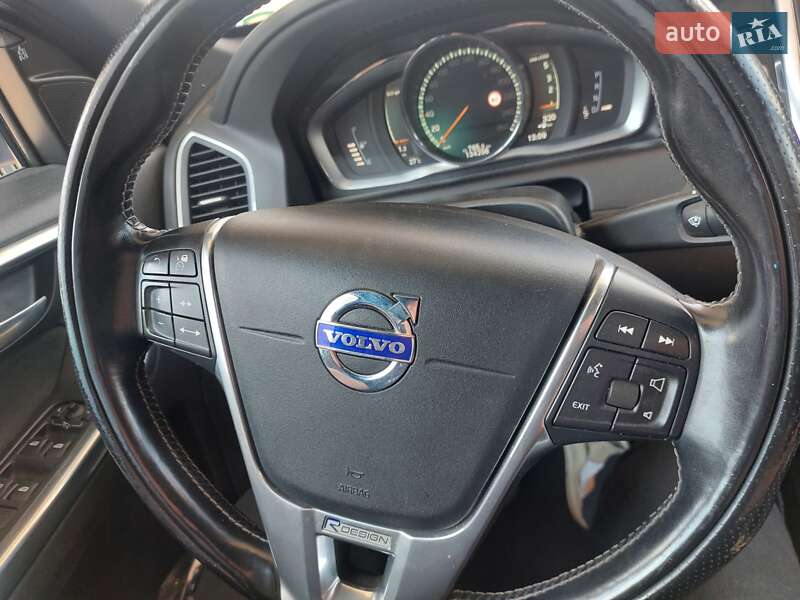 Внедорожник / Кроссовер Volvo XC60 2016 в Киеве фото 38 Внедорожник / Кроссовер Volvo XC60 2016 в Киеве