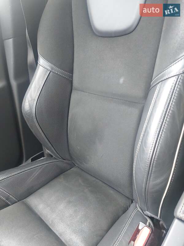 Внедорожник / Кроссовер Volvo XC60 2016 в Киеве фото 42 Внедорожник / Кроссовер Volvo XC60 2016 в Киеве