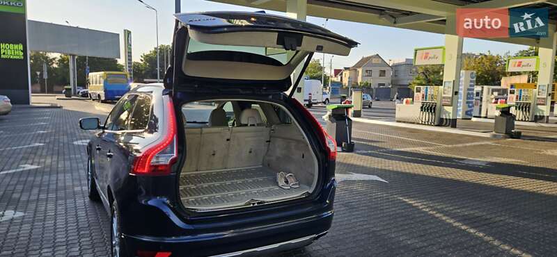 Внедорожник / Кроссовер Volvo XC60 2014 в Одессе