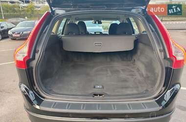 Внедорожник / Кроссовер Volvo XC60 2010 в 
