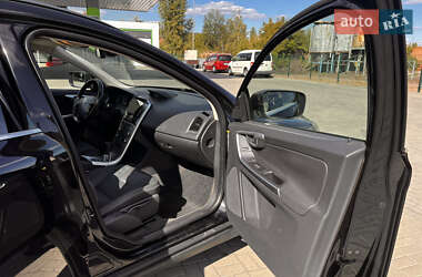 Внедорожник / Кроссовер Volvo XC60 2009 в 