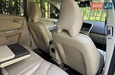 Внедорожник / Кроссовер Volvo XC60 2012 в 