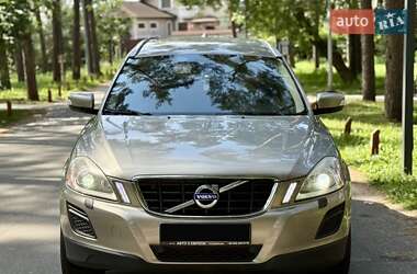 Внедорожник / Кроссовер Volvo XC60 2012 в 