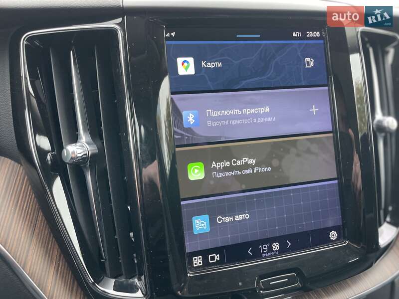 Внедорожник / Кроссовер Volvo XC60 2022 в Днепре