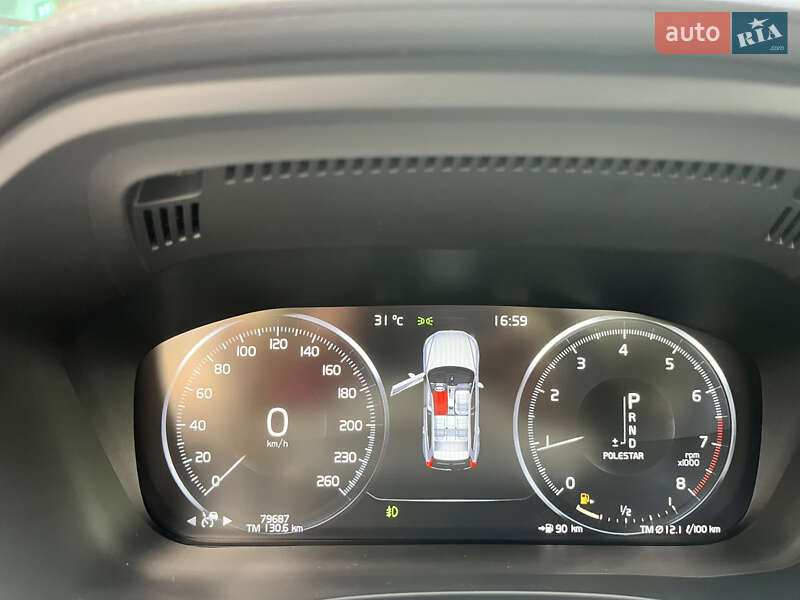 Внедорожник / Кроссовер Volvo XC60 2018 в Киеве