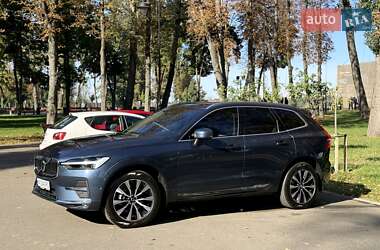 Позашляховик / Кросовер Volvo XC60 2023 в 