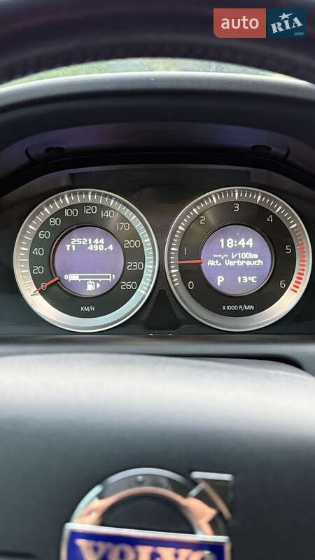 Внедорожник / Кроссовер Volvo XC60 2011 в Луцке