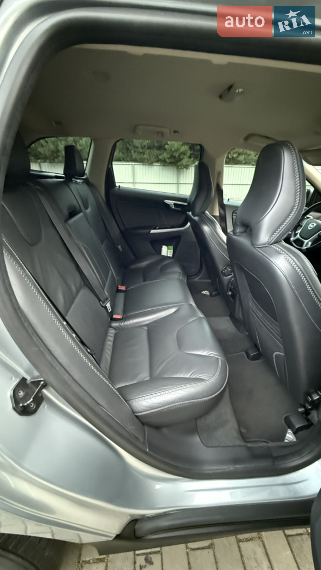 Volvo XC60 2011 VIN YV1DZ8256C2248916 фото оголошення 11 з 24