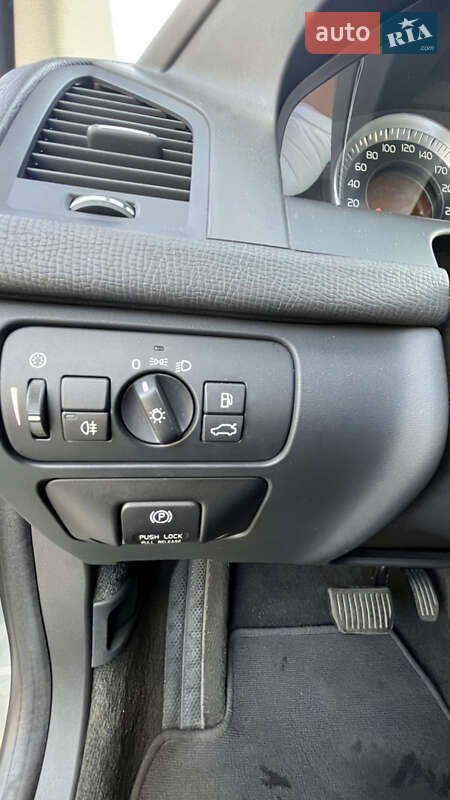 Внедорожник / Кроссовер Volvo XC60 2011 в Луцке