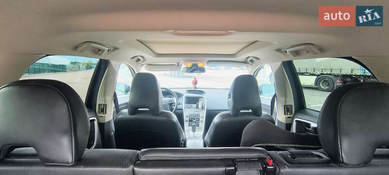 Внедорожник / Кроссовер Volvo XC60 2009 в Львове