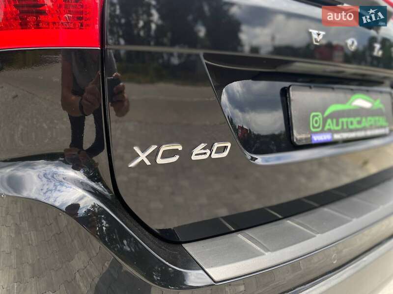 Внедорожник / Кроссовер Volvo XC60 2011 в Киеве