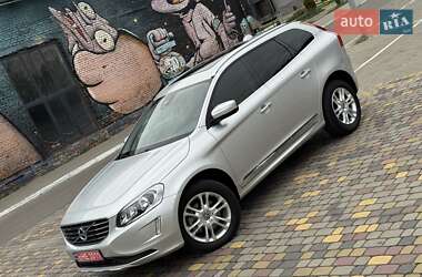 Внедорожник / Кроссовер Volvo XC60 2016 в 