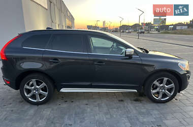 Внедорожник / Кроссовер Volvo XC60 2010 в 