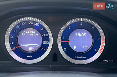 Внедорожник / Кроссовер Volvo XC60 2010 в 