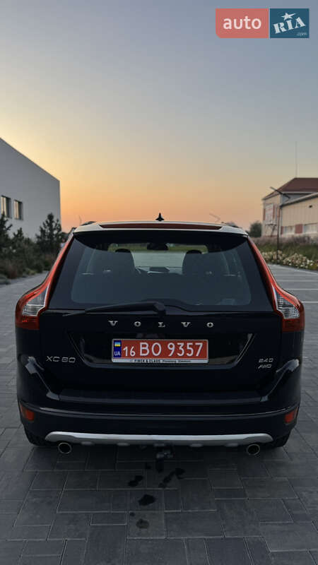 Внедорожник / Кроссовер Volvo XC60 2010 в Луцке