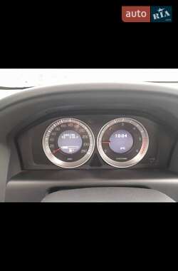Внедорожник / Кроссовер Volvo XC60 2013 в 