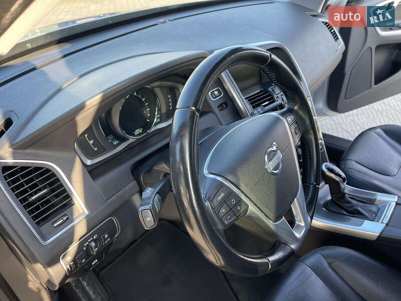 Внедорожник / Кроссовер Volvo XC60 2013 в Владимире фото 17 Внедорожник / Кроссовер Volvo XC60 2013 в Владимире