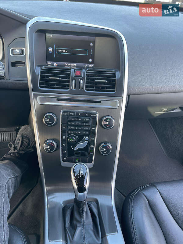 Внедорожник / Кроссовер Volvo XC60 2013 в Владимире фото 20 Внедорожник / Кроссовер Volvo XC60 2013 в Владимире