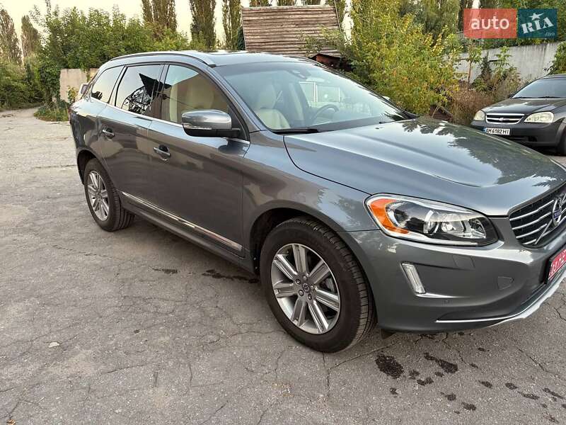 Внедорожник / Кроссовер Volvo XC60 2016 в Житомире