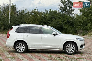 Внедорожник / Кроссовер Volvo XC60 2015 в 