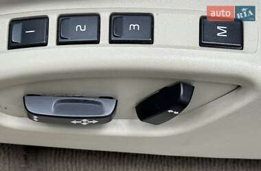 Внедорожник / Кроссовер Volvo XC60 2012 в 