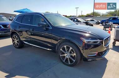 Внедорожник / Кроссовер Volvo XC60 2020 в 