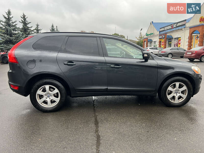 Внедорожник / Кроссовер Volvo XC60 2012 в Подольске