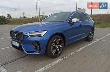 Внедорожник / Кроссовер Volvo XC60 2018 в Киеве