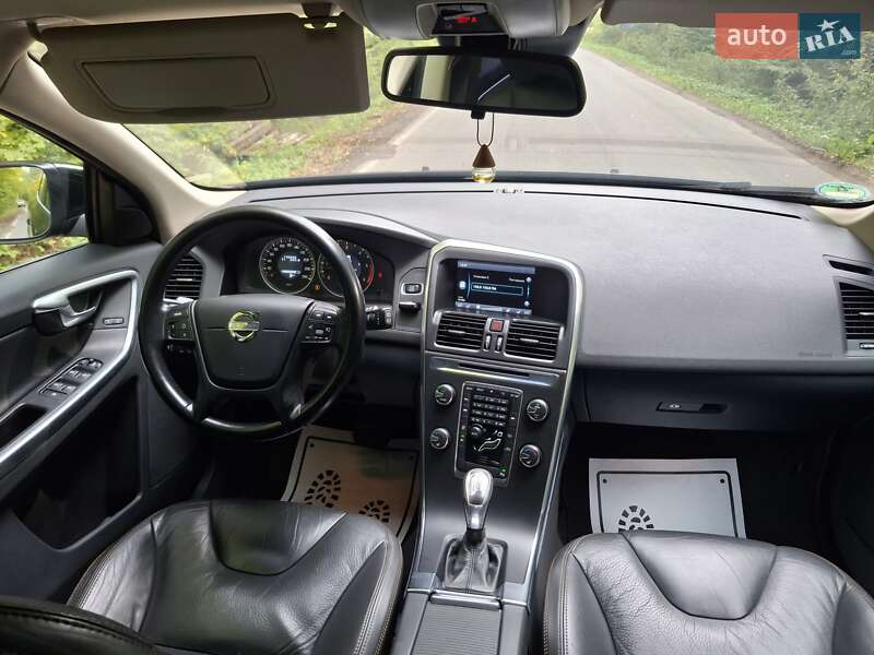 Позашляховик / Кросовер Volvo XC60 2012 в Івано-Франківську