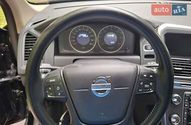 Внедорожник / Кроссовер Volvo XC60 2012 в 