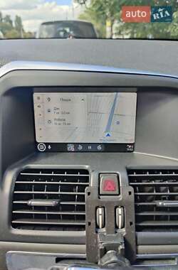 Внедорожник / Кроссовер Volvo XC60 2014 в 
