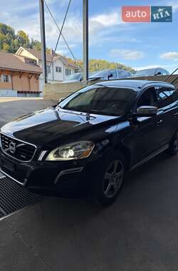 Внедорожник / Кроссовер Volvo XC60 2013 в 