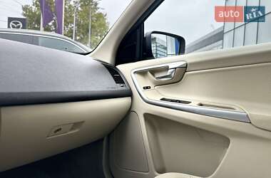 Внедорожник / Кроссовер Volvo XC60 2009 в 