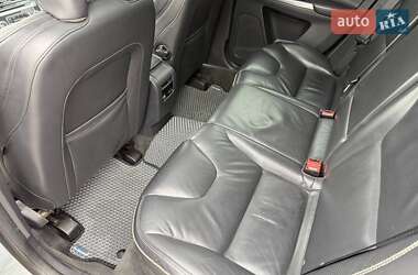 Позашляховик / Кросовер Volvo XC60 2013 в 