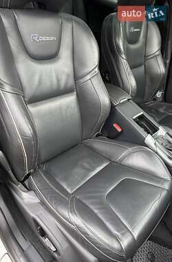 Позашляховик / Кросовер Volvo XC60 2013 в 