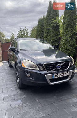 Внедорожник / Кроссовер Volvo XC60 2009 в 