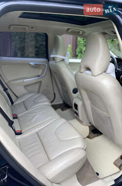 Внедорожник / Кроссовер Volvo XC60 2009 в 