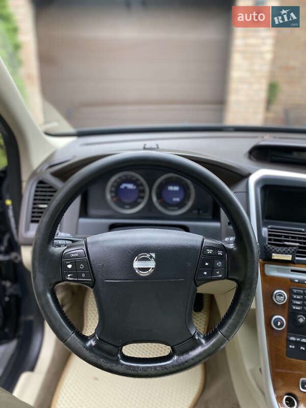 Внедорожник / Кроссовер Volvo XC60 2009 в Луцке