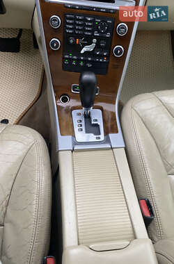 Внедорожник / Кроссовер Volvo XC60 2009 в 