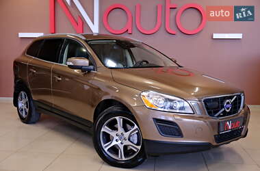 Внедорожник / Кроссовер Volvo XC60 2012 в 