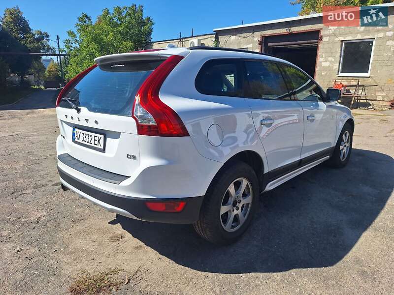 Внедорожник / Кроссовер Volvo XC60 2012 в Харькове